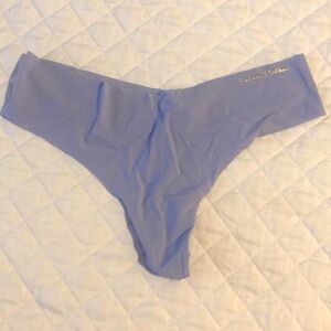 NWT Victoria’s Secret Pale Periwinkle Thong—XL